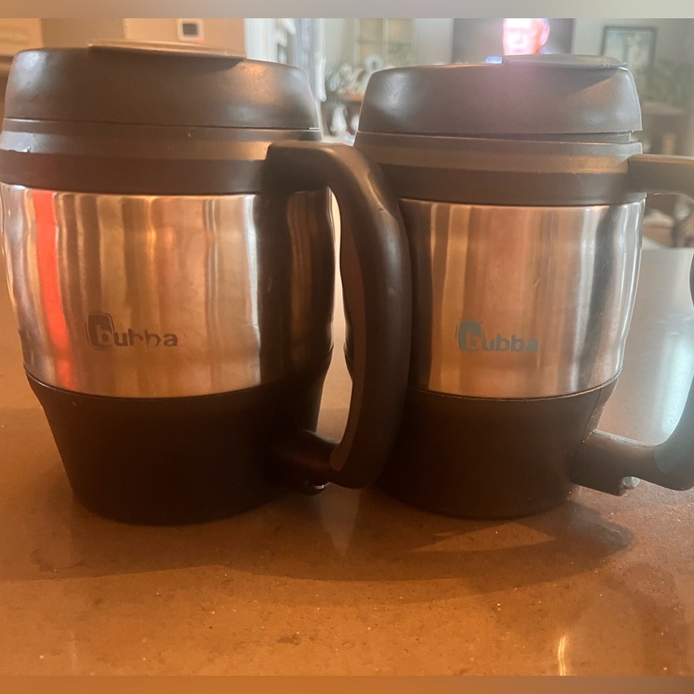Bubba 52oz insulated beverage holder hot or cold. Amazing for vacation
Both